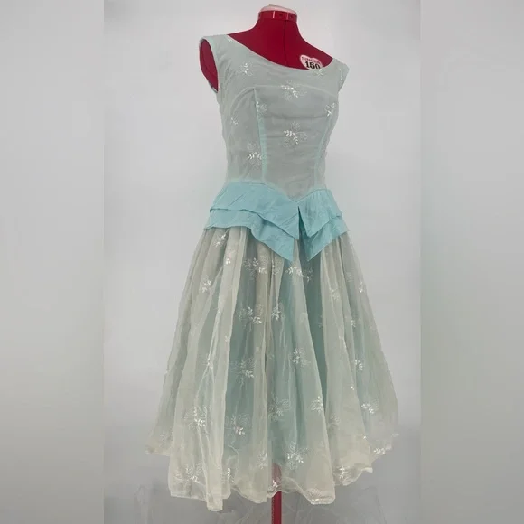 Light Blue 1950s-1960s Fit & Flare Party Dress W/ Bow Back & Embroidered Chiffon - Picture 15 of 16